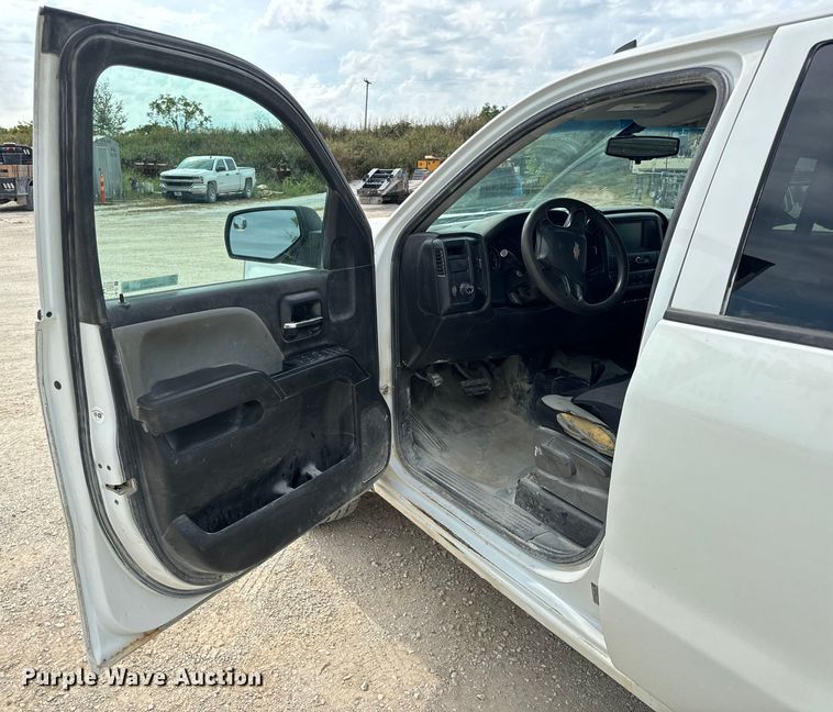 image for item EH7061 2017 Chevrolet  Silverado 1500 Double Cab pickup truck