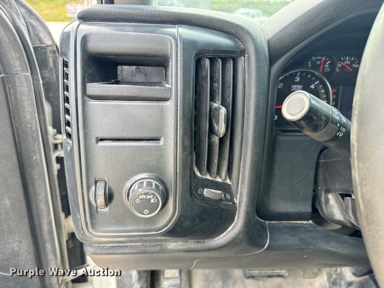 image for item EH7061 2017 Chevrolet  Silverado 1500 Double Cab pickup truck