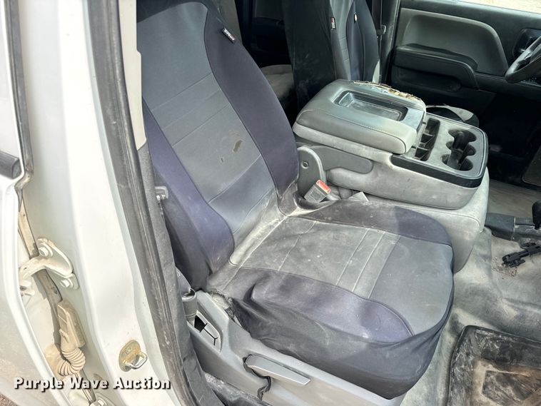 image for item EH7061 2017 Chevrolet  Silverado 1500 Double Cab pickup truck