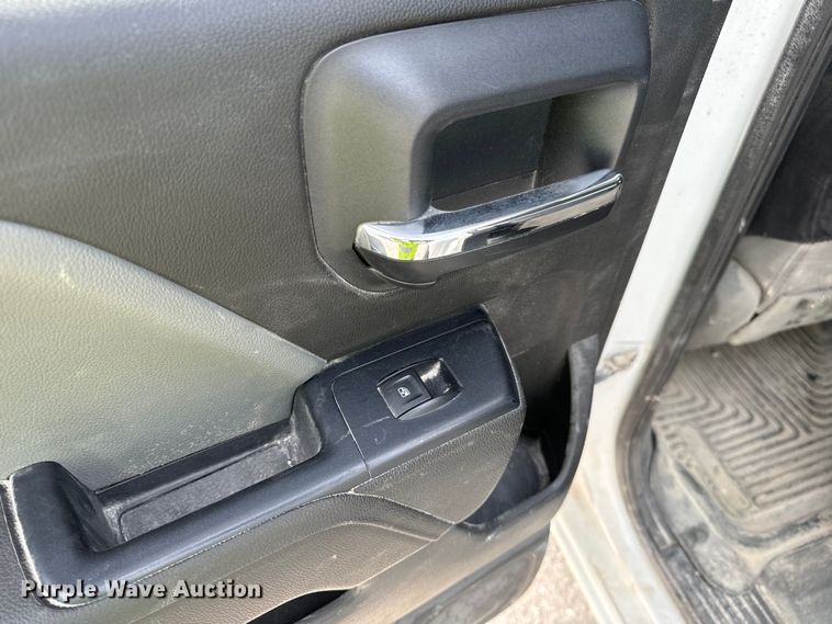 image for item EH7061 2017 Chevrolet  Silverado 1500 Double Cab pickup truck