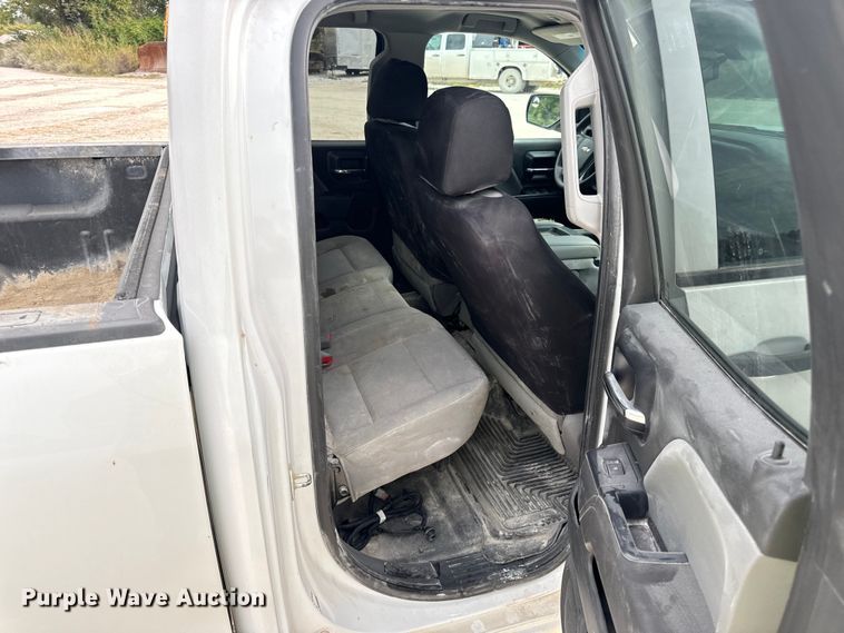 image for item EH7061 2017 Chevrolet  Silverado 1500 Double Cab pickup truck