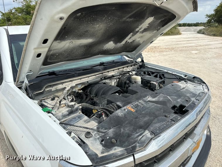 image for item EH7061 2017 Chevrolet  Silverado 1500 Double Cab pickup truck