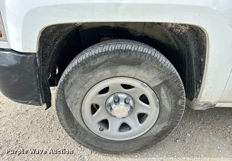 image for item EH7061 2017 Chevrolet  Silverado 1500 Double Cab pickup truck