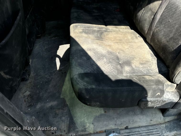 image for item EH7064 2014 Chevrolet  Silverado 2500HD Crew Cab pickup truck