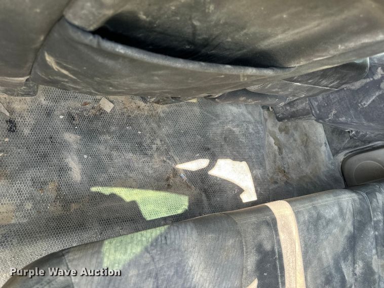 image for item EH7064 2014 Chevrolet  Silverado 2500HD Crew Cab pickup truck