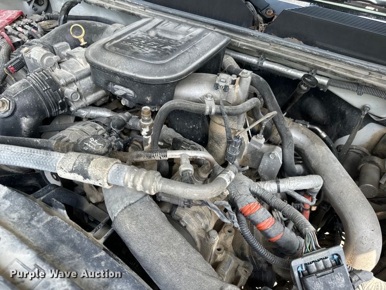 image for item EH7064 2014 Chevrolet  Silverado 2500HD Crew Cab pickup truck