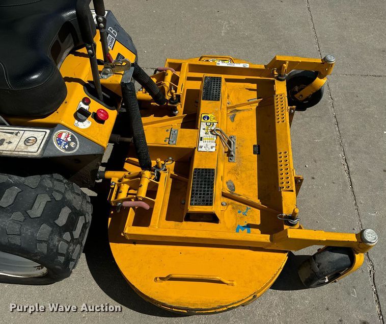 image for item EI4044 2022 Walker B27i ZTR lawn mower