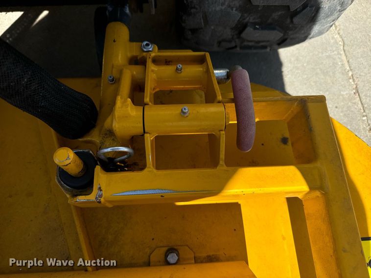 image for item EI4044 2022 Walker B27i ZTR lawn mower