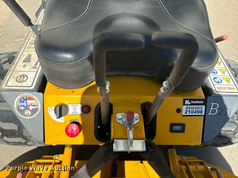 image for item EI4044 2022 Walker B27i ZTR lawn mower