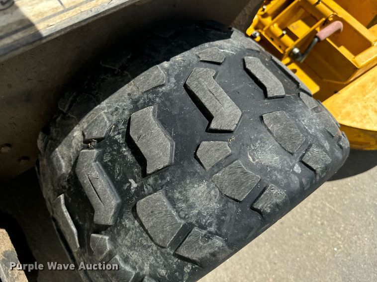 image for item EI4044 2022 Walker B27i ZTR lawn mower