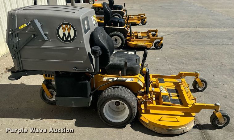 image for item EI4046 2022 Walker T27i ZTR lawn mower