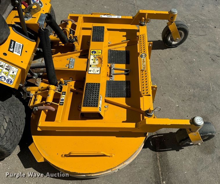 image for item EI4046 2022 Walker T27i ZTR lawn mower