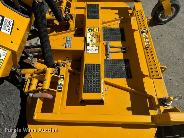 image for item EI4046 2022 Walker T27i ZTR lawn mower