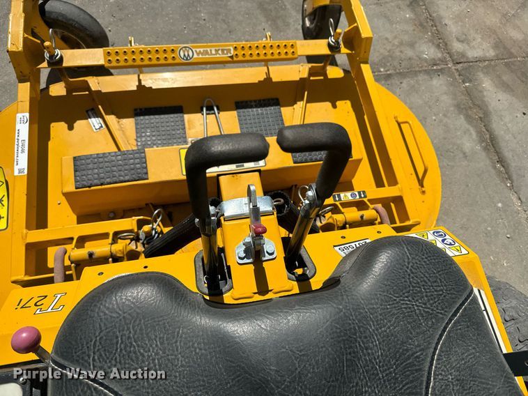 image for item EI4046 2022 Walker T27i ZTR lawn mower