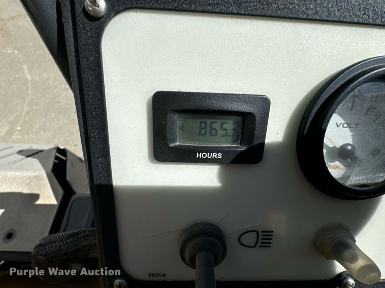 image for item EI4046 2022 Walker T27i ZTR lawn mower