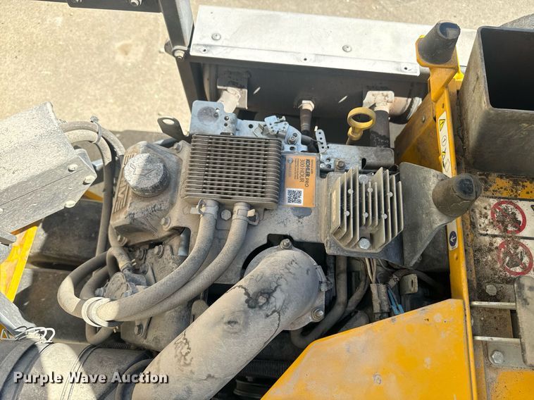 image for item EI4046 2022 Walker T27i ZTR lawn mower