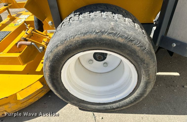 image for item EI4046 2022 Walker T27i ZTR lawn mower