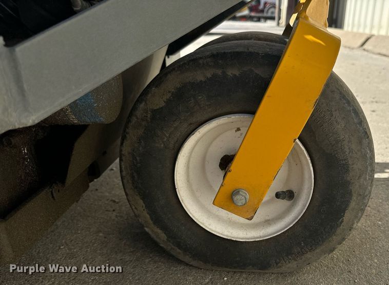 image for item EI4046 2022 Walker T27i ZTR lawn mower