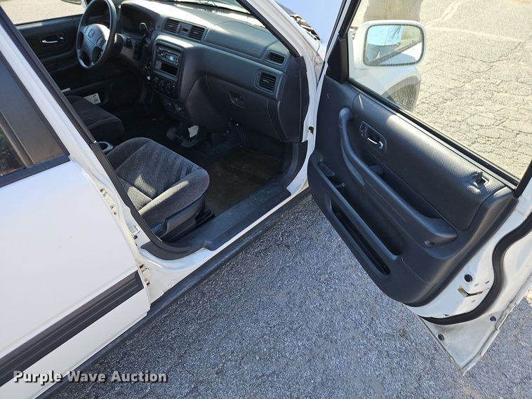 image for item EI8314 2000 Honda CR-V SUV
