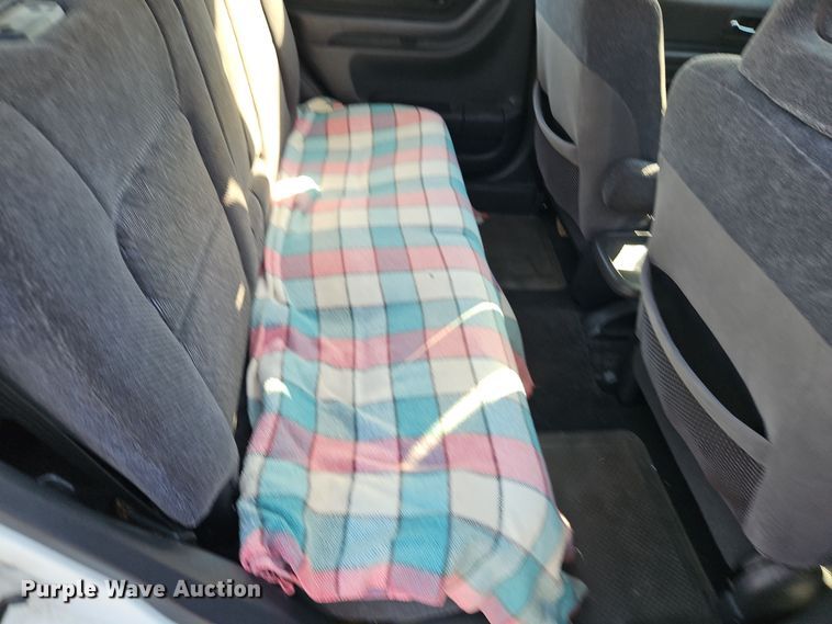 image for item EI8314 2000 Honda CR-V SUV