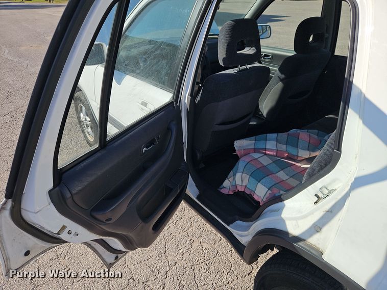 image for item EI8314 2000 Honda CR-V SUV