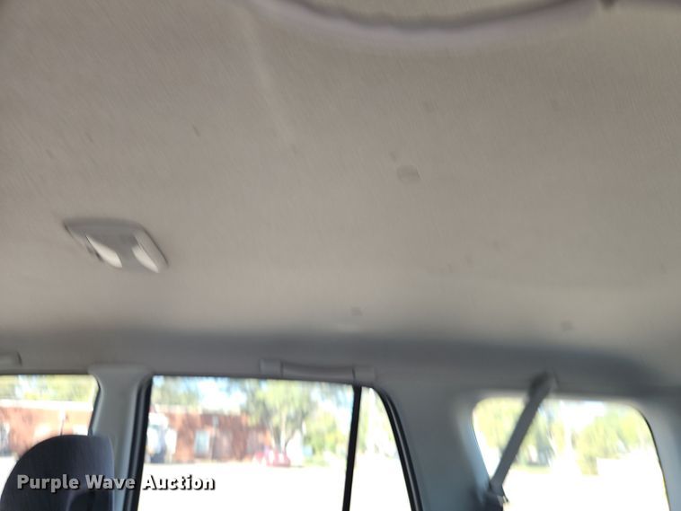 image for item EI8314 2000 Honda CR-V SUV