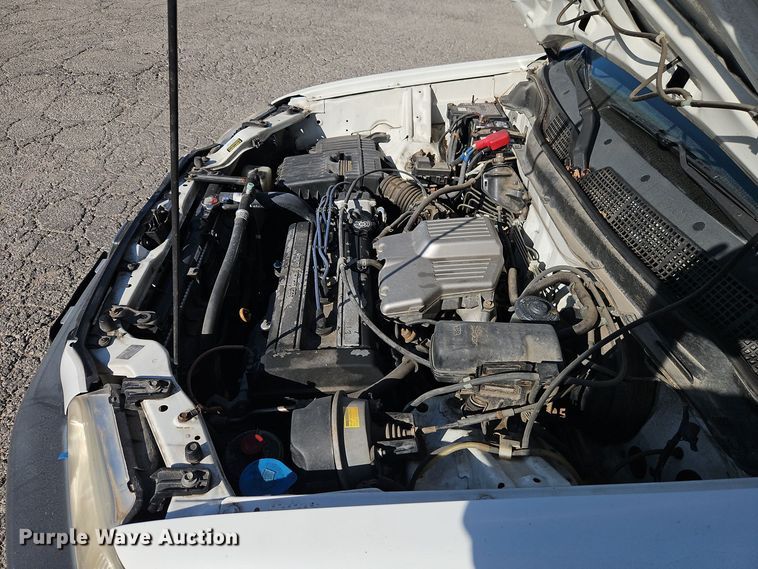 image for item EI8314 2000 Honda CR-V SUV