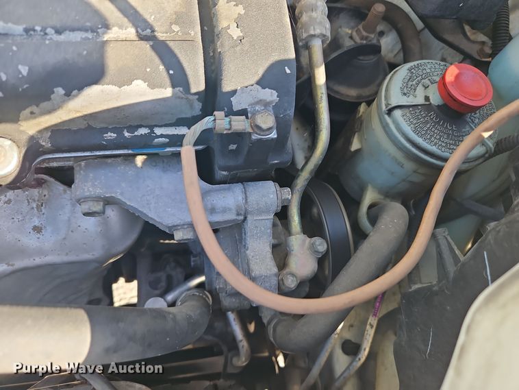 image for item EI8314 2000 Honda CR-V SUV