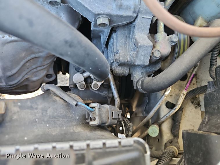 image for item EI8314 2000 Honda CR-V SUV