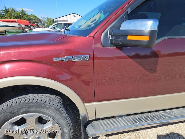 image for item EI8403 2010 Ford F150 Lariat SuperCrew pickup truck