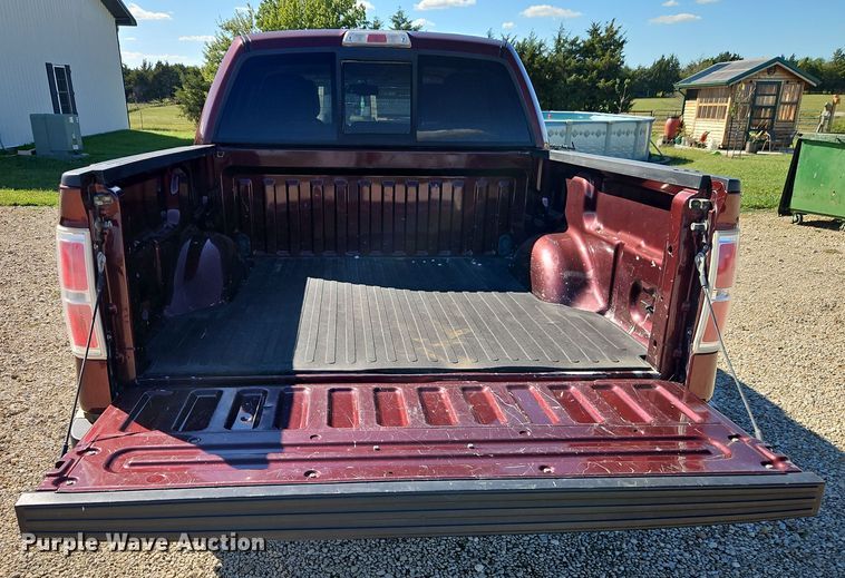 image for item EI8403 2010 Ford F150 Lariat SuperCrew pickup truck