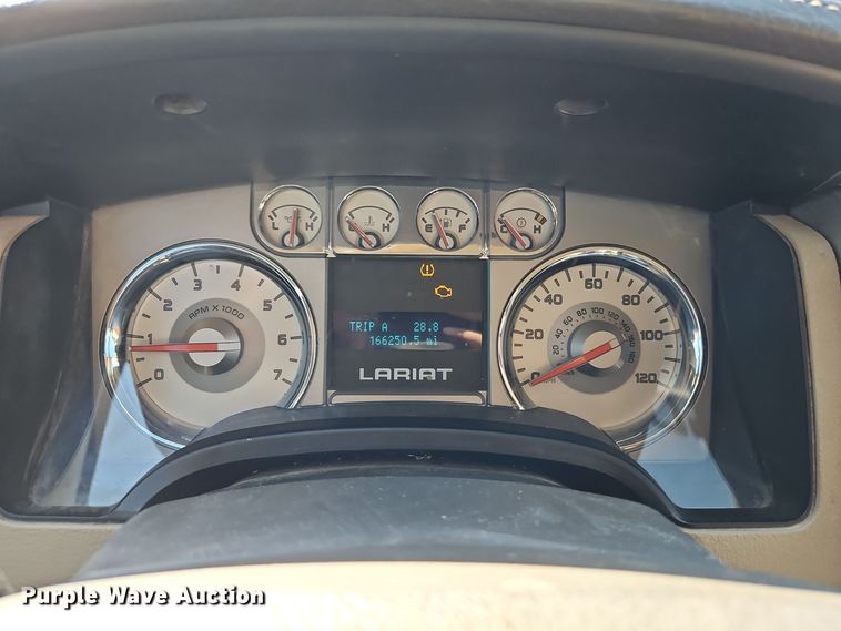 image for item EI8403 2010 Ford F150 Lariat SuperCrew pickup truck