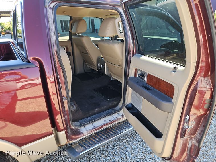 image for item EI8403 2010 Ford F150 Lariat SuperCrew pickup truck