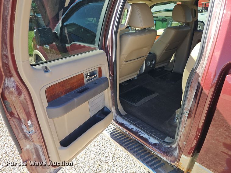 image for item EI8403 2010 Ford F150 Lariat SuperCrew pickup truck