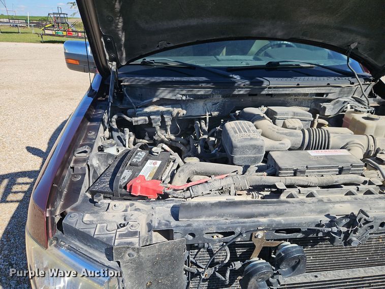 image for item EI8403 2010 Ford F150 Lariat SuperCrew pickup truck