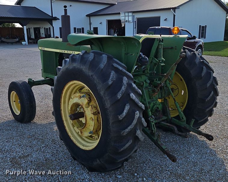 image for item EI8405 1975 John Deere 2030A tractor
