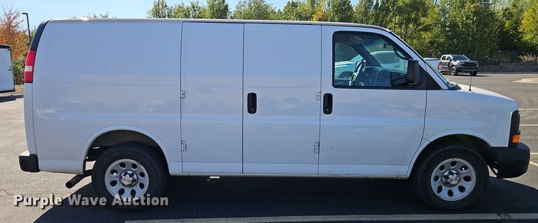 image for item EI8419 2014 Chevrolet  Express G1500 van