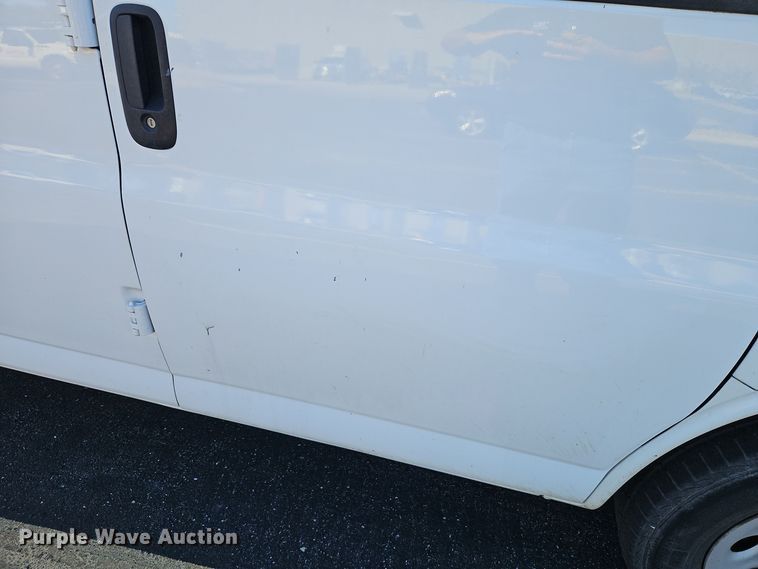 image for item EI8419 2014 Chevrolet  Express G1500 van