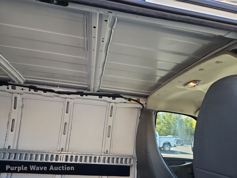 image for item EI8419 2014 Chevrolet  Express G1500 van