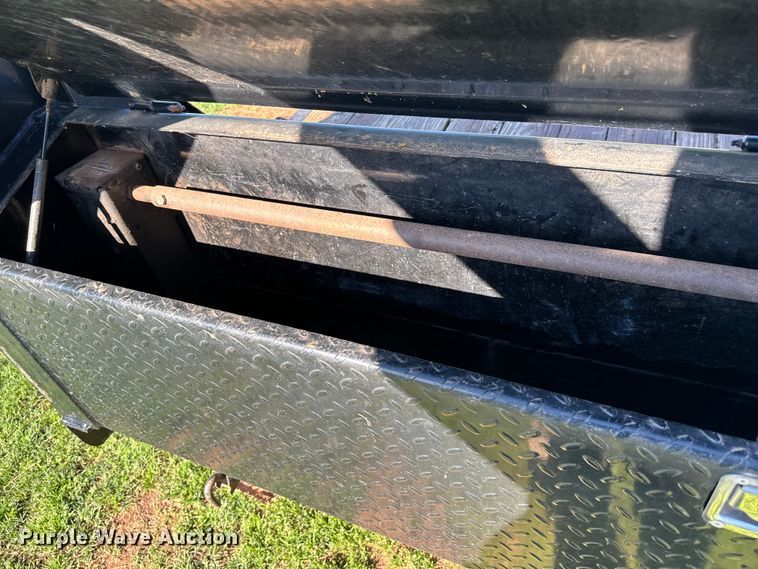 image for item EJ0426 2014 PJ Trailers equipment trailer