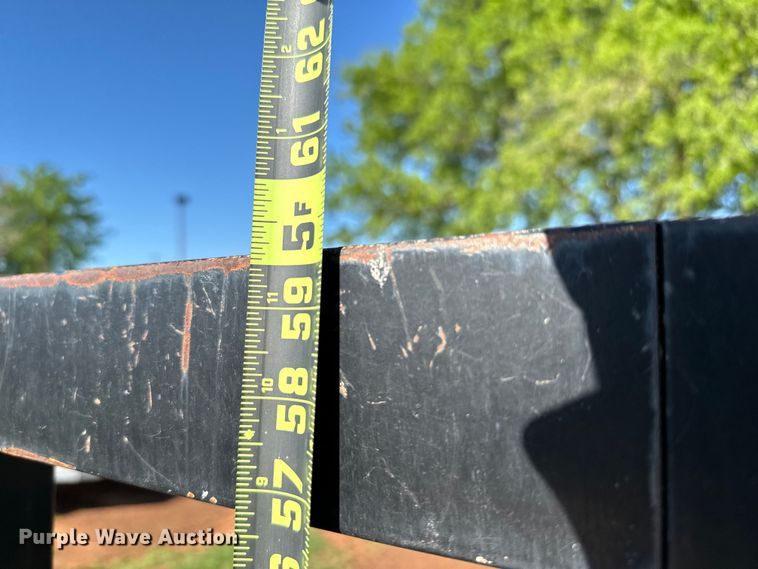 image for item EJ0426 2014 PJ Trailers equipment trailer