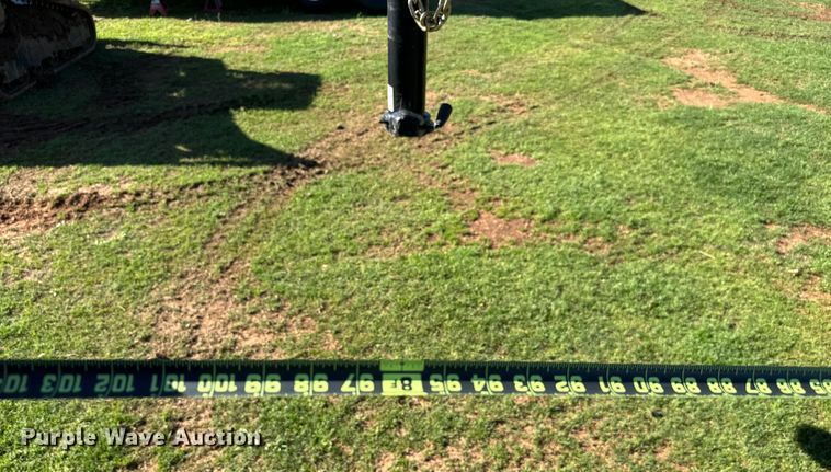 image for item EJ0426 2014 PJ Trailers equipment trailer