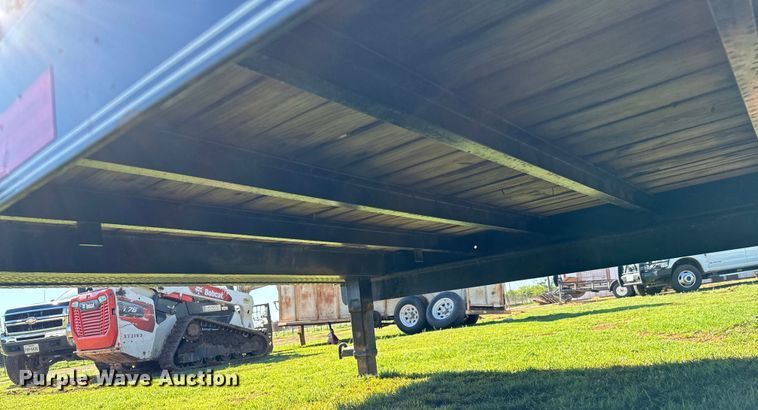 image for item EJ0426 2014 PJ Trailers equipment trailer