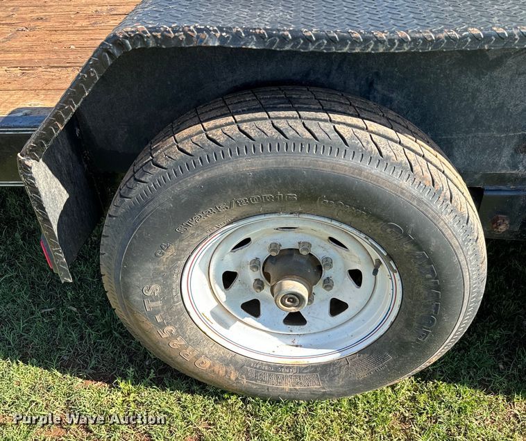 image for item EJ0426 2014 PJ Trailers equipment trailer