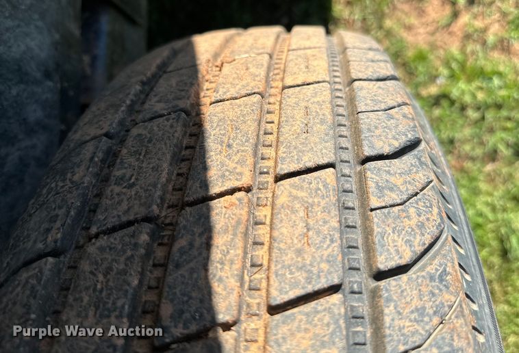 image for item EJ0426 2014 PJ Trailers equipment trailer