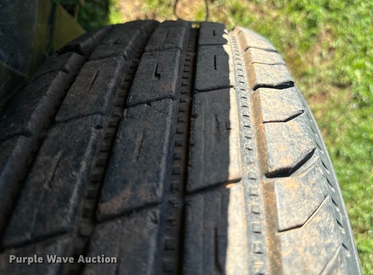 image for item EJ0426 2014 PJ Trailers equipment trailer