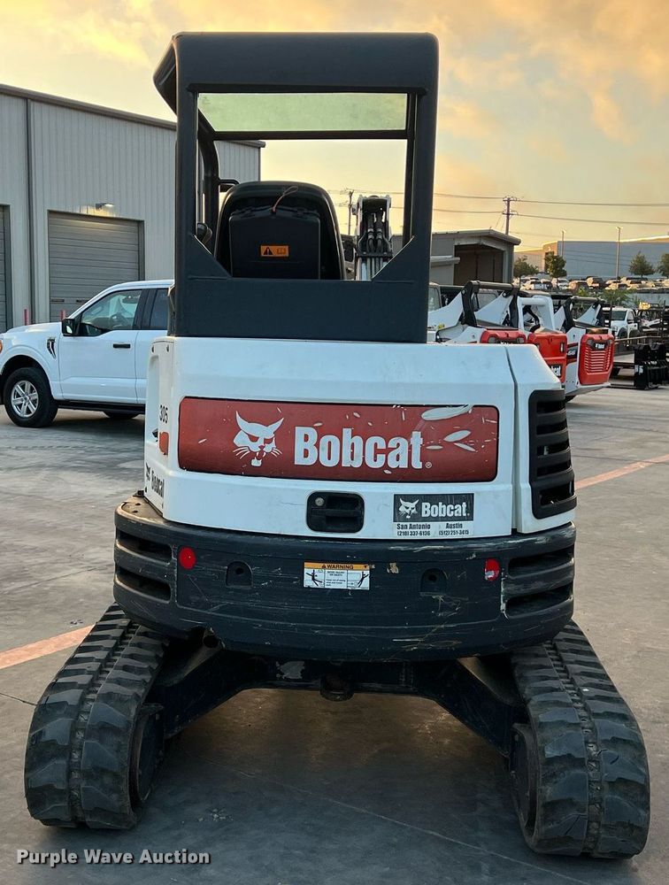 image for item EJ3026 2016 Bobcat E35 mini excavator