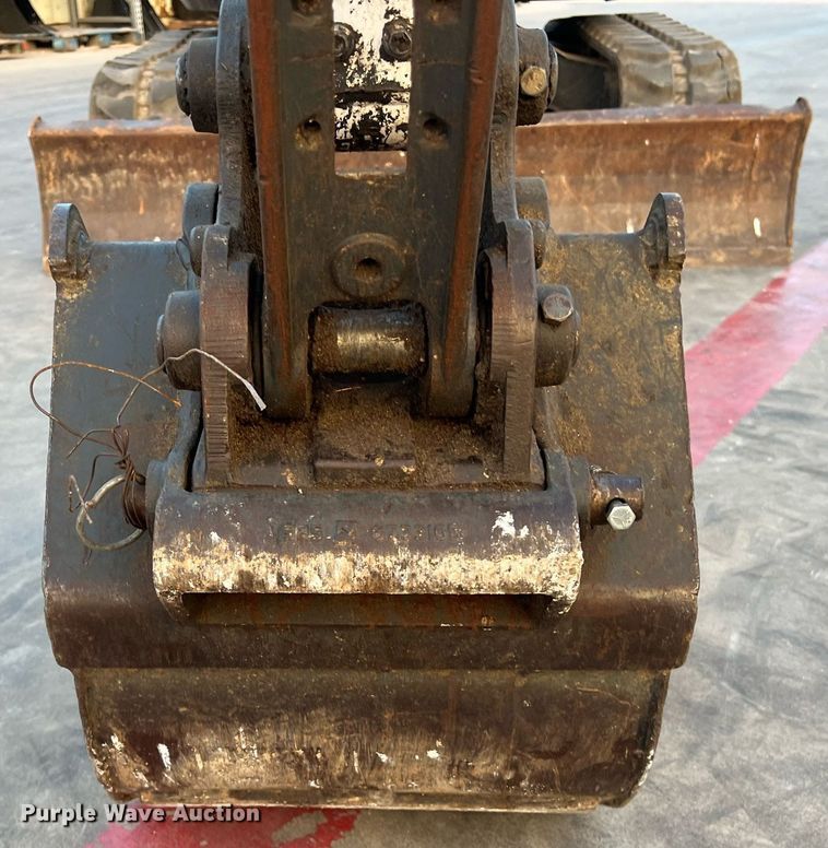 image for item EJ3026 2016 Bobcat E35 mini excavator