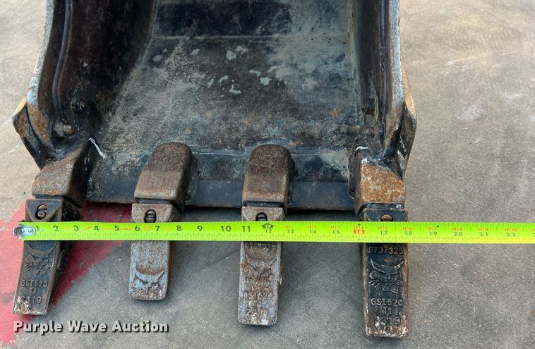 image for item EJ3026 2016 Bobcat E35 mini excavator