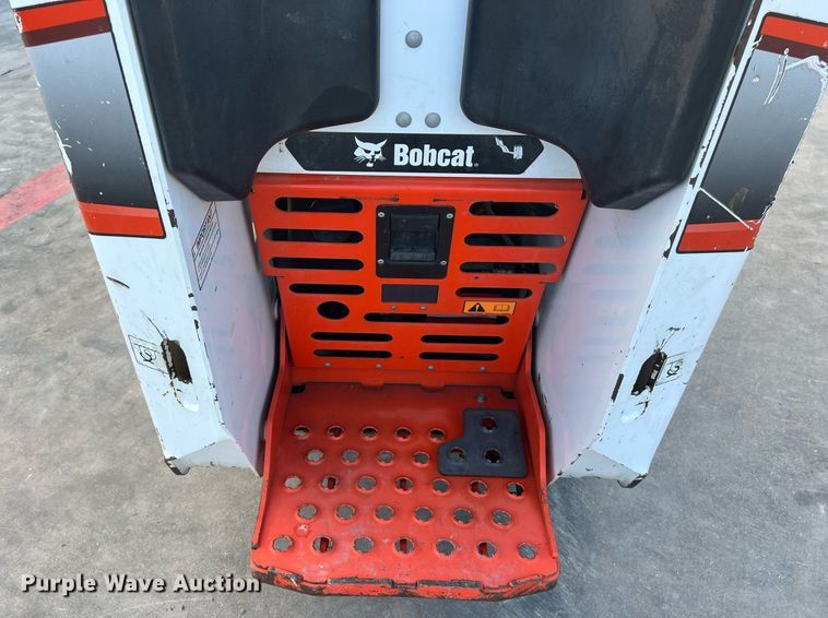 image for item EJ3027 2020 Bobcat MT100 compact utility loader